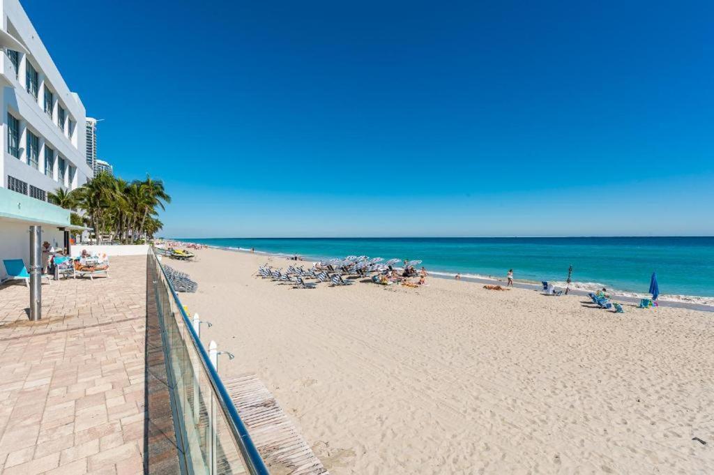 Flip Flop Paradise In Hollywood Florida Exterior foto