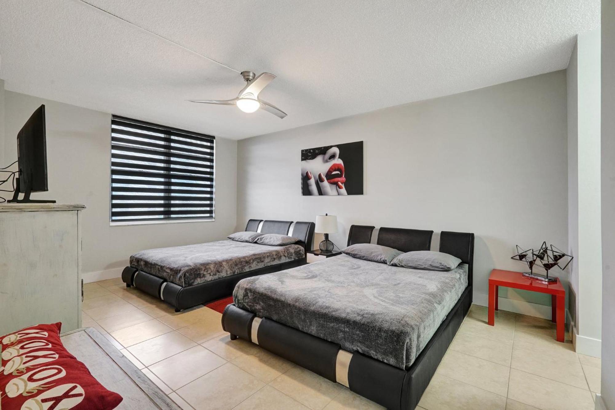 Flip Flop Paradise In Hollywood Florida Exterior foto